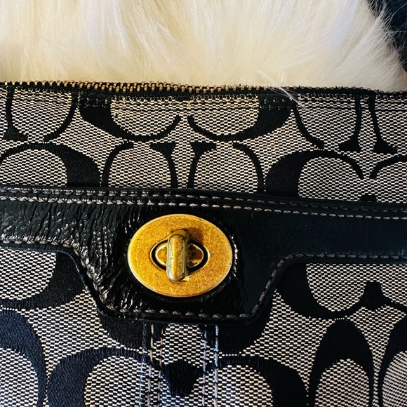 Coach Vintage Y2K Black and Gray Signature Crossbody Bag
Genuine Coach - Picture 3 of 9